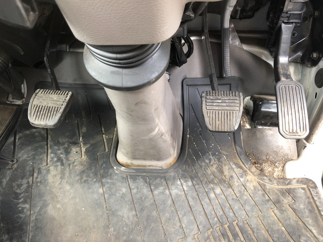 日野デュトロ平ボディ小型（2t・3t）[写真32]