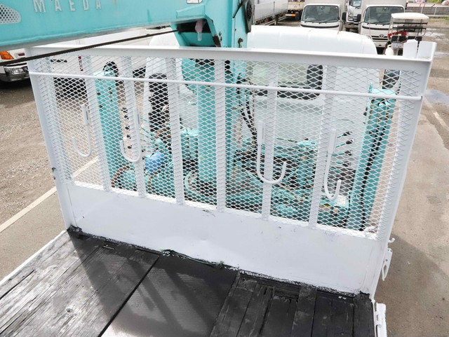 三菱ふそうキャンターセルフクレーン3段小型（2t・3t）[写真13]