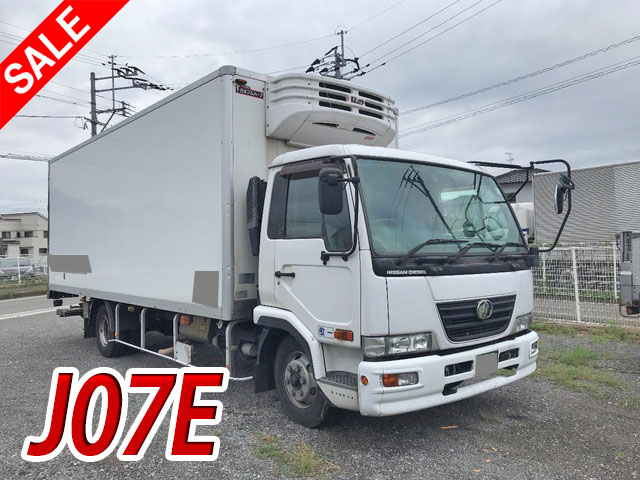 UDトラックスコンドル冷凍車（冷蔵車）中型（4t）[写真01]