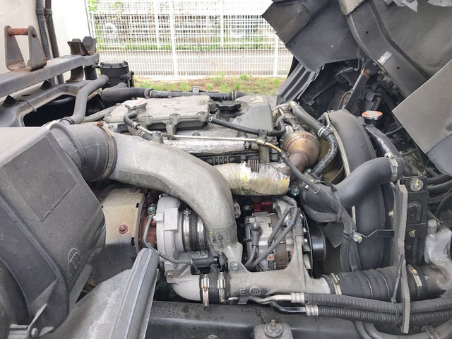 UDトラックスコンドル冷凍車（冷蔵車）中型（4t）[写真16]