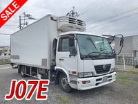 UDトラックスコンドル冷凍車（冷蔵車）中型（4t）[写真01]