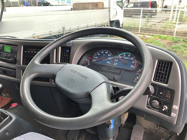 UDトラックスコンドル冷凍車（冷蔵車）中型（4t）[写真24]