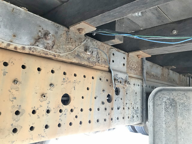 いすゞフォワードクレーン3段増トン（6t・8t）[写真24]