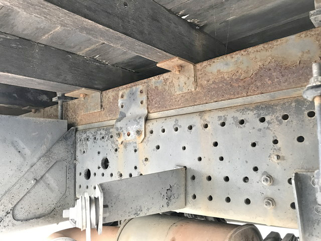 いすゞフォワードクレーン3段増トン（6t・8t）[写真25]