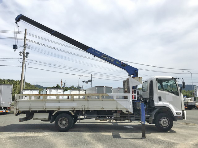 いすゞフォワードクレーン3段増トン（6t・8t）[写真06]