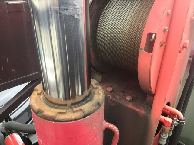 日野レンジャーセーフティクレーン4段増トン（6t・8t）[写真15]