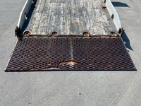 日野レンジャーセーフティクレーン4段増トン（6t・8t）[写真09]