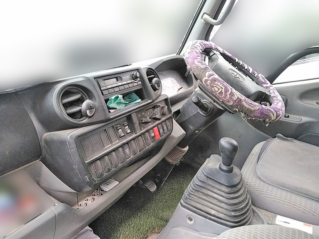 トヨタダイナダブルキャブ（Wキャブ）小型（2t・3t）[写真22]