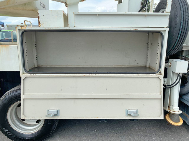 いすゞエルフ高所作業車小型（2t・3t）[写真15]