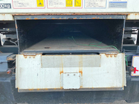 いすゞエルフ高所作業車小型（2t・3t）[写真16]