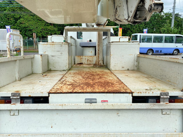 いすゞエルフ高所作業車小型（2t・3t）[写真06]