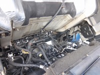 三菱ふそうキャンターアルミバン小型（2t・3t）[写真15]