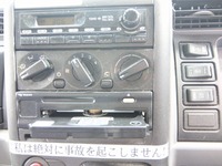 三菱ふそうキャンターアルミバン小型（2t・3t）[写真38]