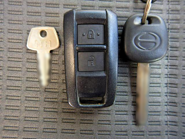 日野デュトロアルミウイング小型（2t・3t）[写真35]