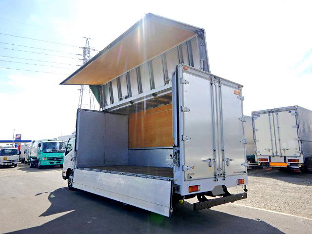 日野デュトロアルミウイング小型（2t・3t）[写真06]