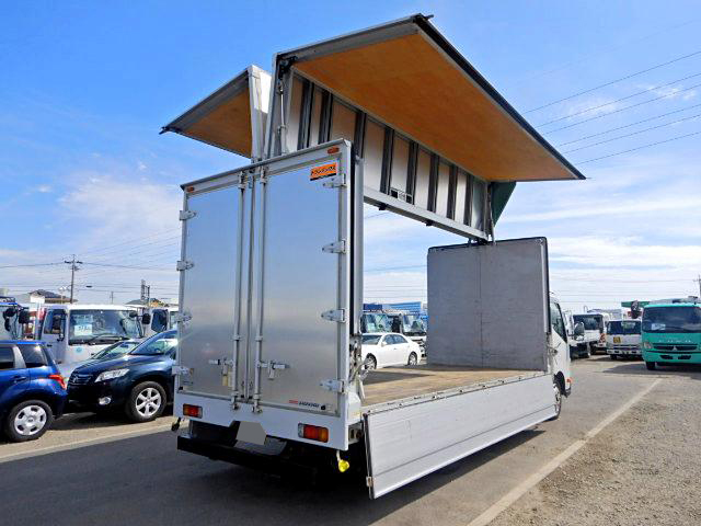 日野デュトロアルミウイング小型（2t・3t）[写真07]