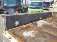 三菱ふそうキャンター平ボディ小型（2t・3t）[写真14]