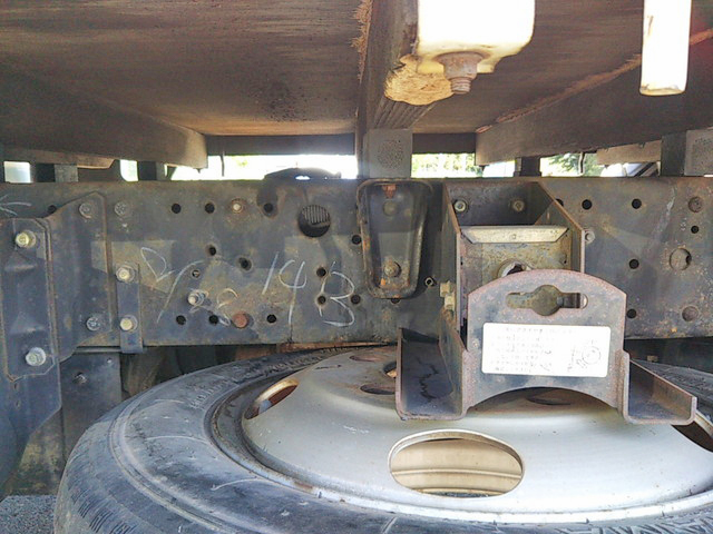 三菱ふそうキャンター平ボディ小型（2t・3t）[写真23]