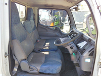 三菱ふそうキャンター平ボディ小型（2t・3t）[写真35]