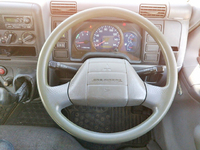 三菱ふそうキャンター平ボディ小型（2t・3t）[写真38]