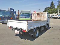 三菱ふそうキャンター平ボディ小型（2t・3t）[写真04]