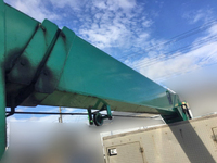 三菱ふそうファイターセルフクレーン3段増トン（6t・8t）[写真14]