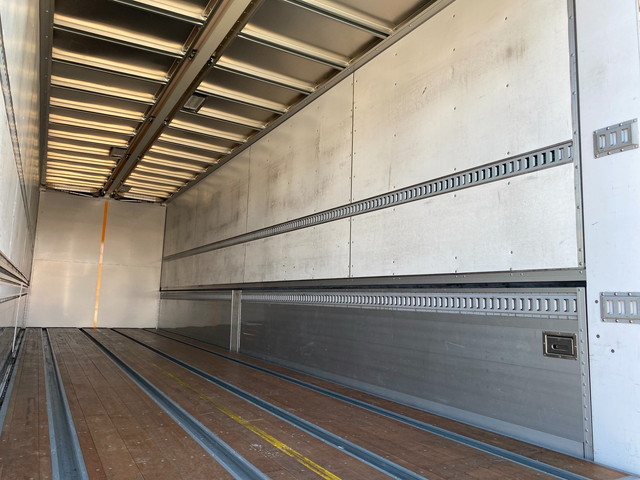 日野プロフィアアルミウイング大型（10t）[写真11]