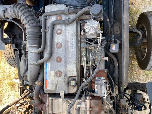 日野プロフィアアルミウイング大型（10t）[写真22]