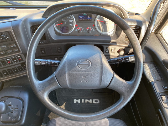 日野プロフィアアルミウイング大型（10t）[写真38]