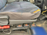 いすゞフォワードアルミブロック中型（4t）[写真24]