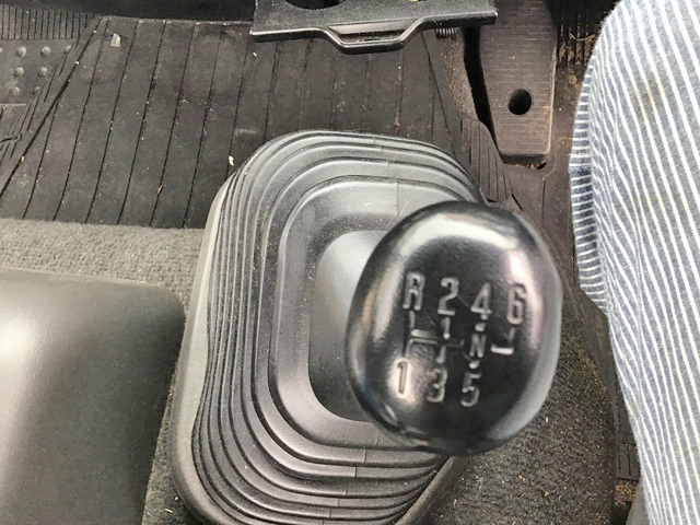 いすゞフォワードアルミブロック中型（4t）[写真27]