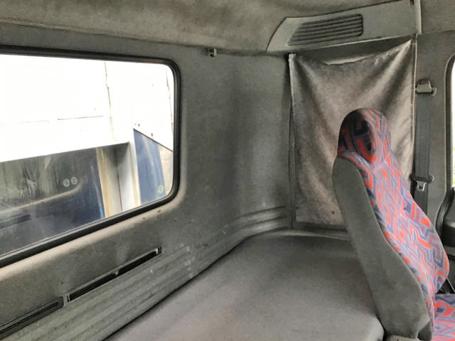 いすゞギガアルミブロック大型（10t）[写真17]