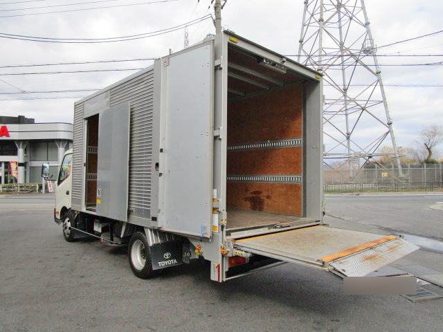 トヨタダイナアルミバン小型（2t・3t）[写真10]