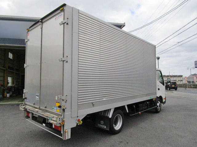 トヨタダイナアルミバン小型（2t・3t）[写真02]