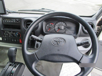 トヨタダイナアルミバン小型（2t・3t）[写真32]