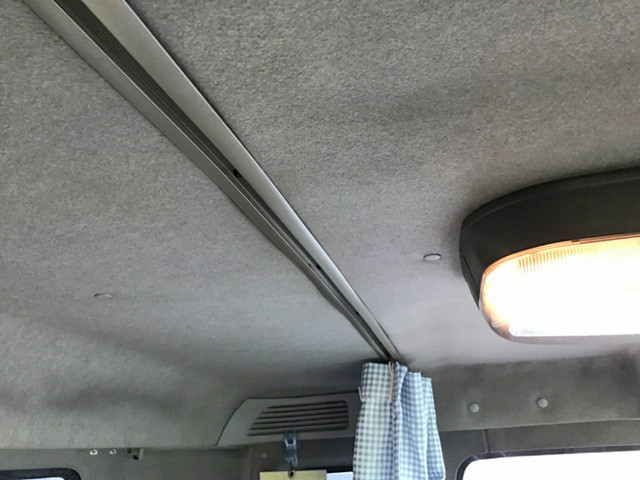 いすゞギガアルミウイング大型（10t）[写真15]