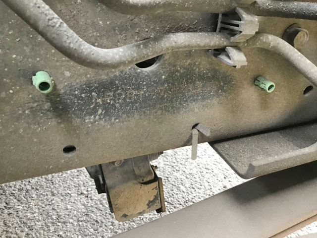 いすゞエルフ平ボディ小型（2t・3t）[写真24]