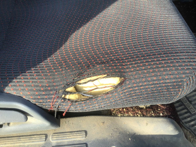 三菱ふそうキャンターダンプ小型（2t・3t）[写真22]