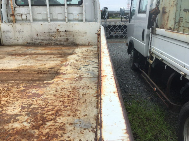 いすゞエルフダブルキャブ（Wキャブ）小型（2t・3t）[写真11]