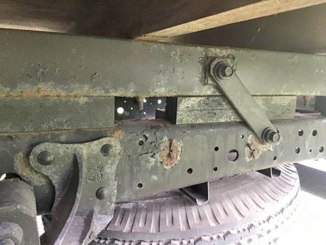 いすゞエルフダブルキャブ（Wキャブ）小型（2t・3t）[写真17]