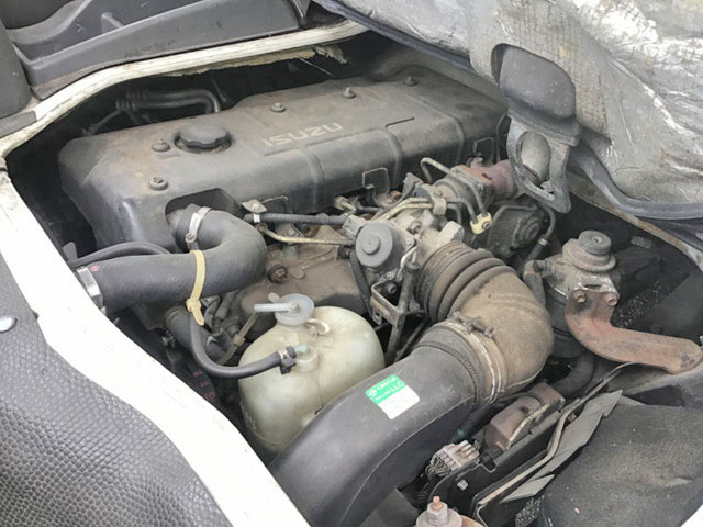 いすゞエルフダブルキャブ（Wキャブ）小型（2t・3t）[写真22]