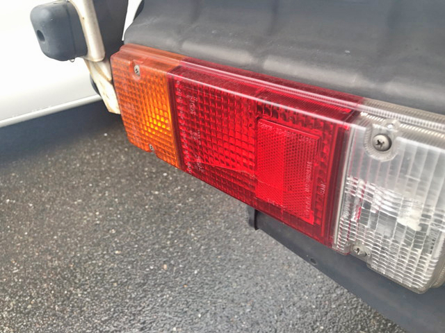 日野デュトロ平ボディ小型（2t・3t）[写真04]