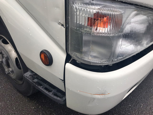 日野デュトロ平ボディ小型（2t・3t）[写真07]