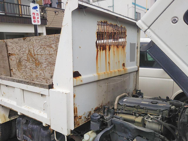 いすゞエルフダンプ小型（2t・3t）[写真10]