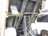 いすゞエルフダンプ小型（2t・3t）[写真11]