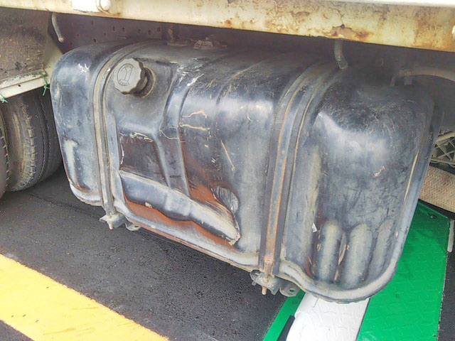 いすゞエルフダンプ小型（2t・3t）[写真23]