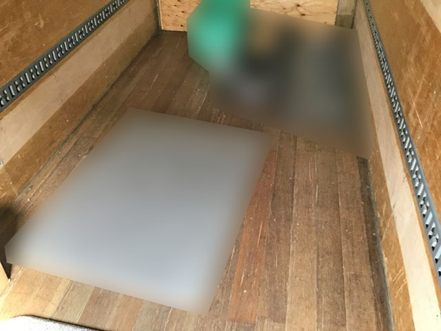 三菱ふそうキャンターアルミバン小型（2t・3t）[写真06]