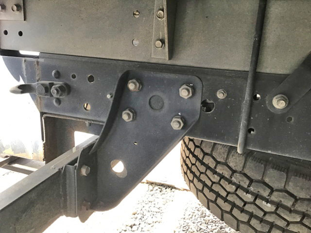 三菱ふそうキャンターアルミバン小型（2t・3t）[写真08]