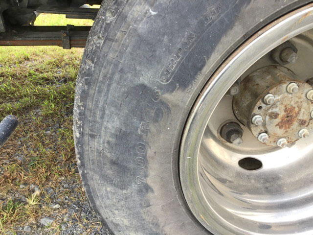 いすゞエルフクレーン5段小型（2t・3t）[写真18]