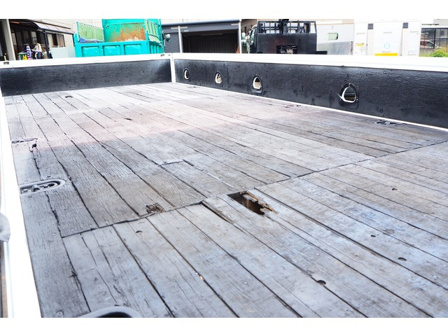 日野レンジャーユニック4段増トン（6t・8t）[写真14]